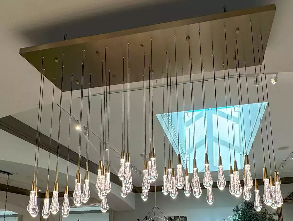 KL Solitaire Raindrop Linear Chandelier