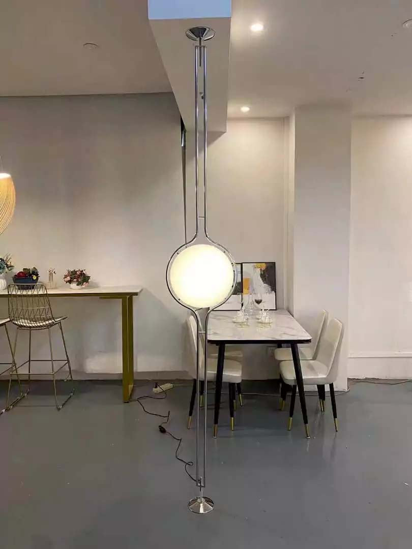 Zuru Floor To Ceiling Lamp