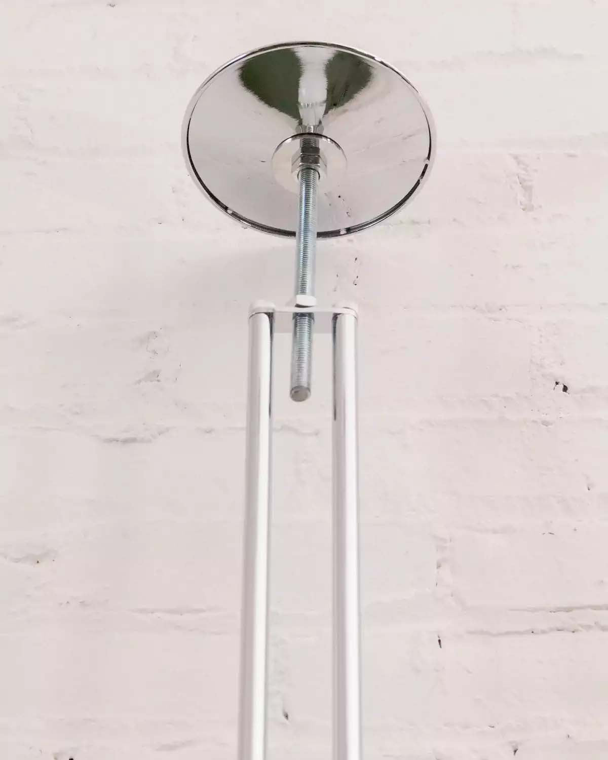 Zuru Floor To Ceiling Lamp