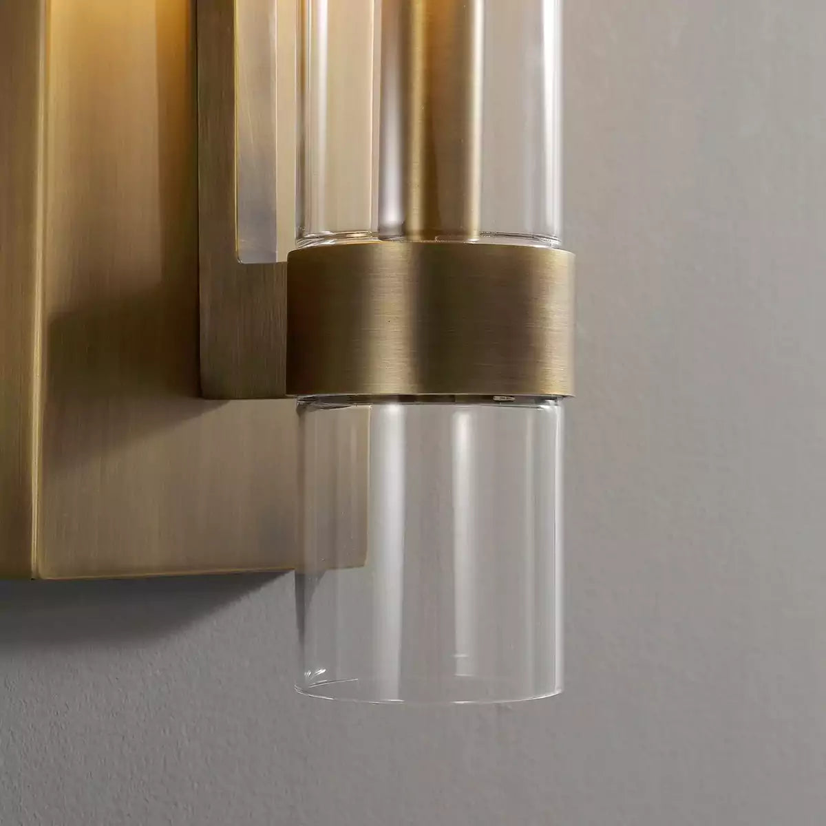 KL Ravella Wall Sconce