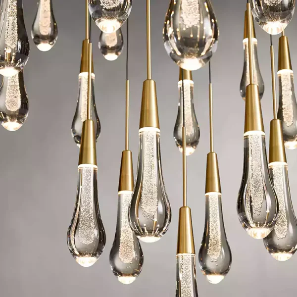 Solitaire Raindrop Round Chandelier brass