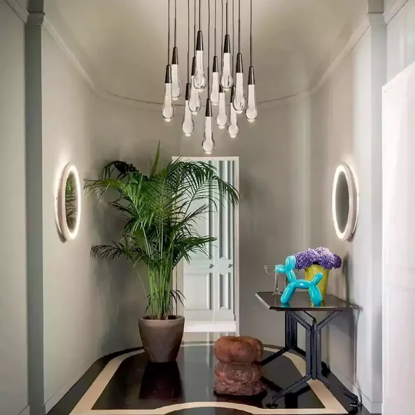 Solitaire Raindrop Round Chandelier