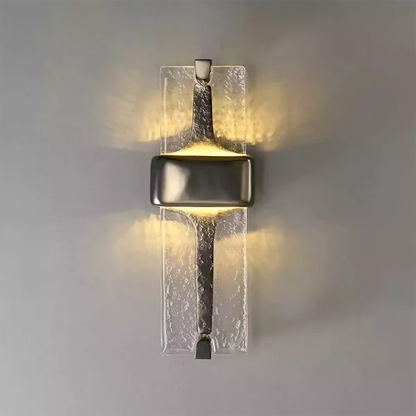 Vesta Wall Lamp